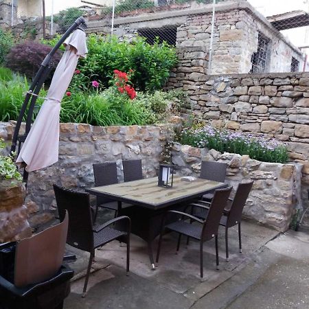 Vitality Guest House Veliko Tărnovo Exteriör bild